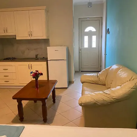 Golden Beach Apartments
