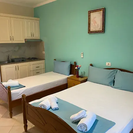 Golden Beach Apartments Appartamento Borsh